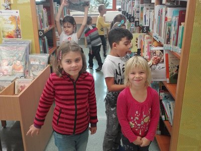 První společná návštěva knihovny na Opatově. 